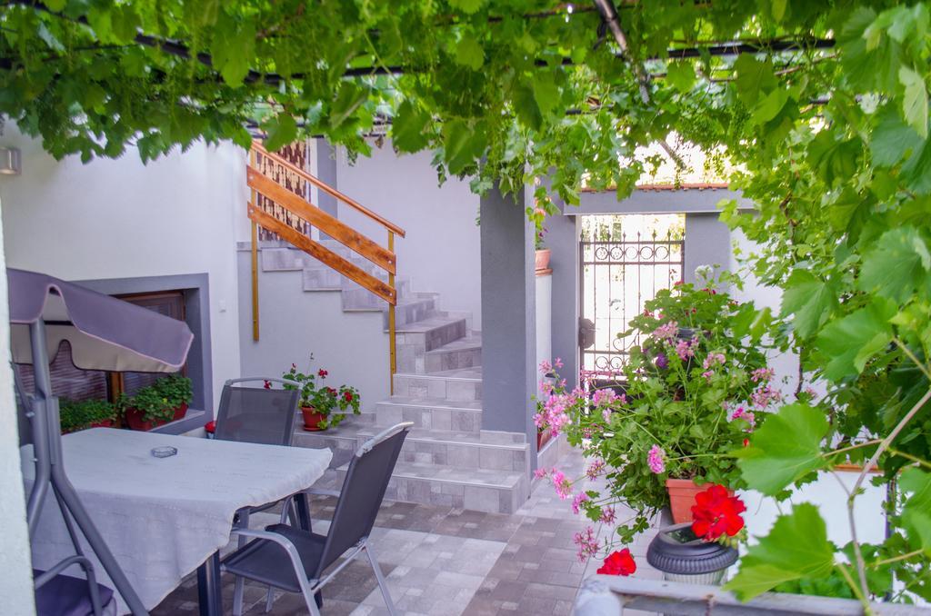 Guesthouse Juli Szapareva Banja Kültér fotó